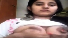 Cute Pakki Girl Showing Her Boobs