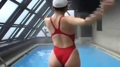 big booty japanese swim lesson